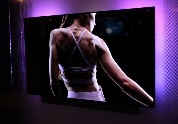 lanzamiento Philips OLED Serie 9 panel OLED y P5