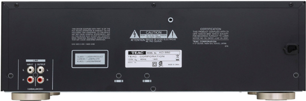 Teac AD-850, el lector grabador para amantes de las tecnologías pasadas 2 lanzamiento Teac AD-850 trasera