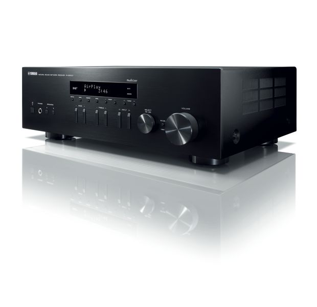 Yamaha R-N303D, receptor estéreo con MusicCast y funciones de red 7 Yamaha R-N303D, receptor estéreo con MusicCast y funciones de red 2