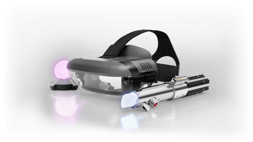 Lenovo Mirage, gafas de realidad aumentada de Lenovo con sable láser de Star Wars 1