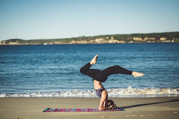 Las mejores páginas web para encontrar y reservar retiros de yoga