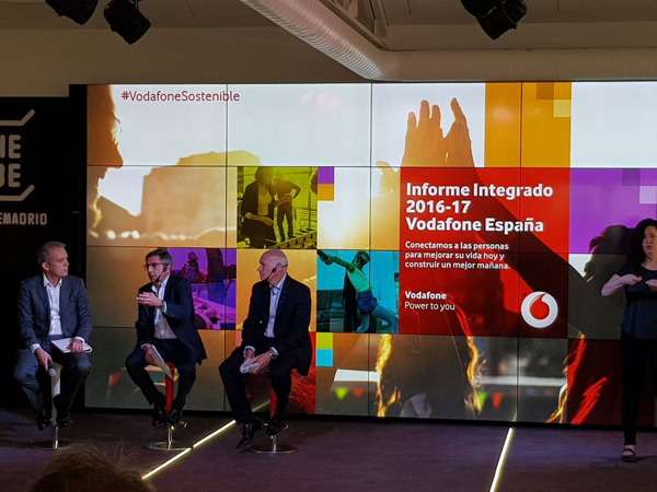 Vodafone presenta su informe integrado 2016/2017