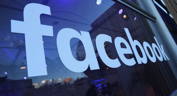 Facebook denunciada por recopilar datos de usuario