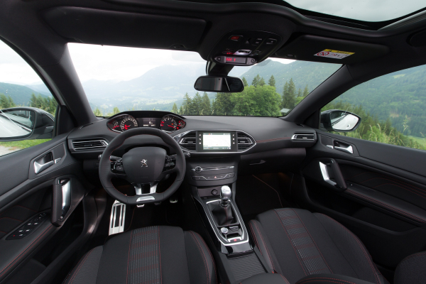 Peugeot 308 Denon