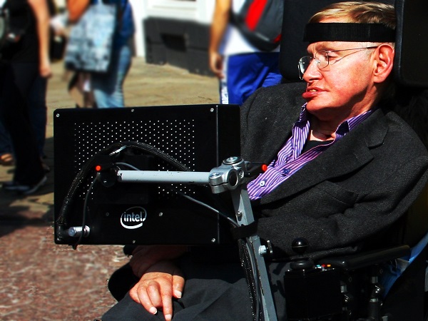 Stephen Hawking publica su tesis doctoral online