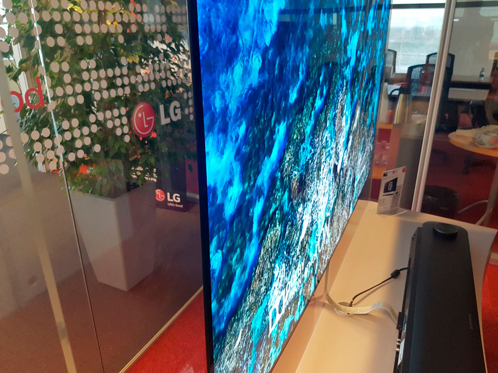 LG OLED W7, imagen de calidad en un televisor fino como el papel 9