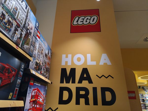 Visitamos la primera tienda de Lego en España