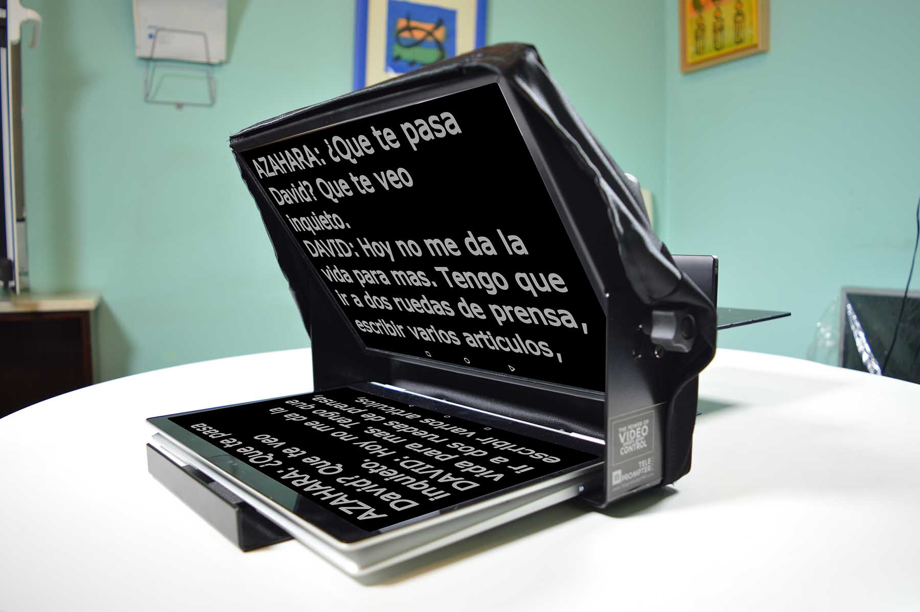 TeleprompterPAD iLight PRO 13” , teleprompter para pantallas grandes