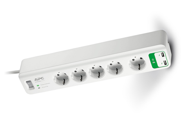 Essential SurgeArrest de APC, una regleta completa y segura 4 APC