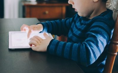 Algunos juegos para móviles están espiando a los niños