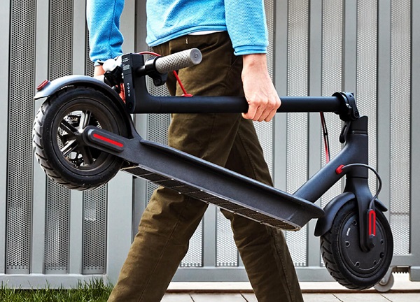 El coche que se convierte en perro y más regalos originales para Navidad 5 scooter electrico xiaomi