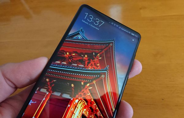 Xiaomi Mi Mix 2 pantalla