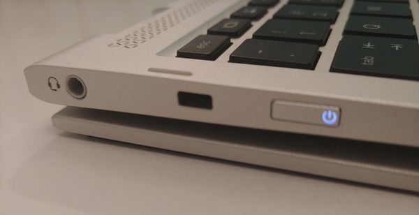 HP EliteBook 360 1020 G2 conexiones lado izquierdo