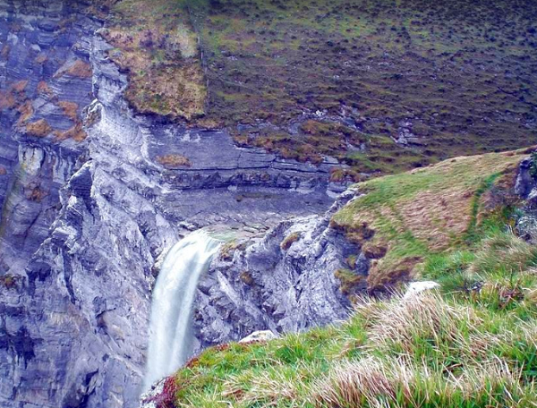 20 lugares recónditos que visitar con Google Maps en 2018 19 El Salto del Nervión, Burgos