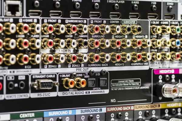 Denon AVC-X8500H, amplificador para cine en casa "no va más" 4 Denon AVC-X8500H salidas previo