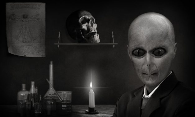 Las 10 teorías de la conspiración más locas de YouTube