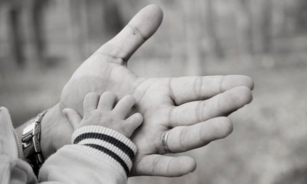 Los mejores GIF para felicitar el Día del Padre por WhatsApp