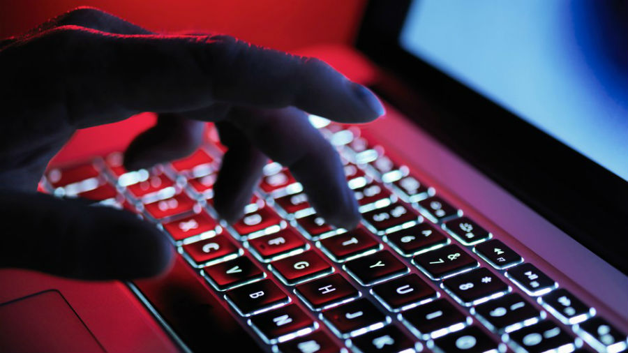Condena de 5 millones por subir fotos íntimas de su ex novia a sitios porno 2 demanda venganza