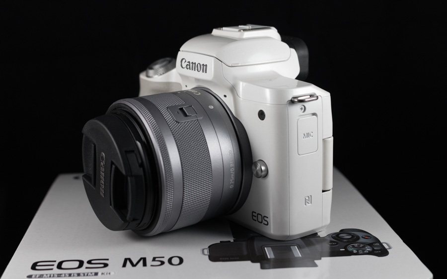 hemos probado Canon EOS M50 lateral