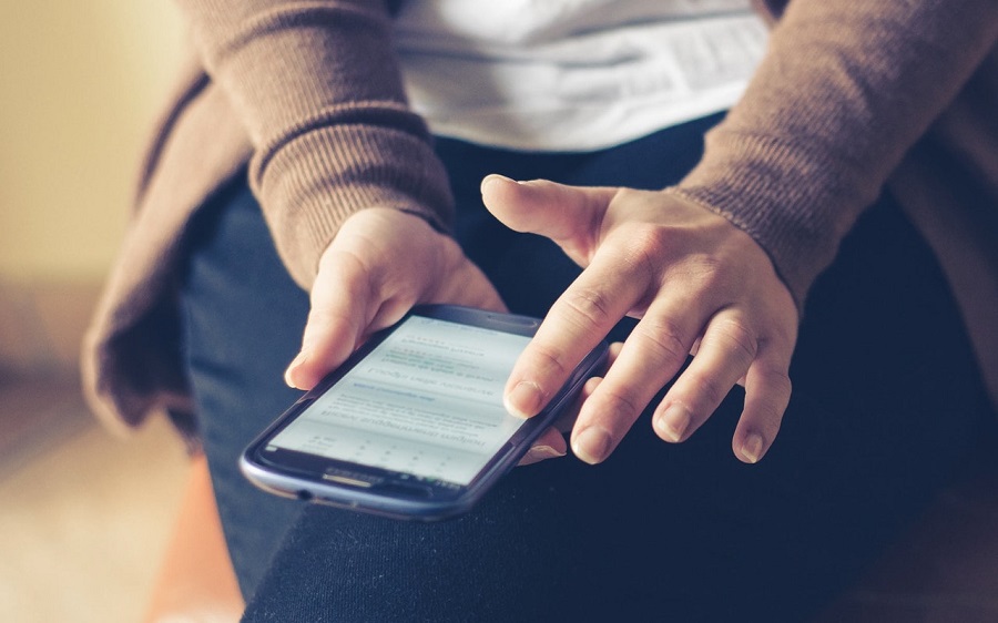 FoMO, qué es y consejos para evitarlo 5 movil fomo