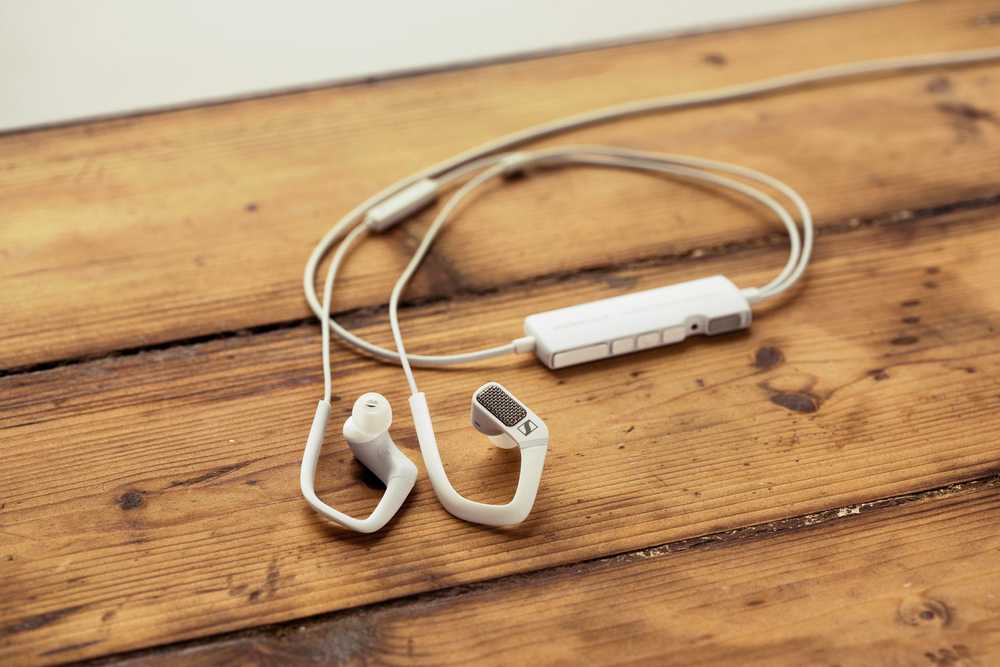 Sennheiser Ambeo Smart Headset, auriculares que también graban sonido 3D 3 Sennheiser Ambeos Headset 04