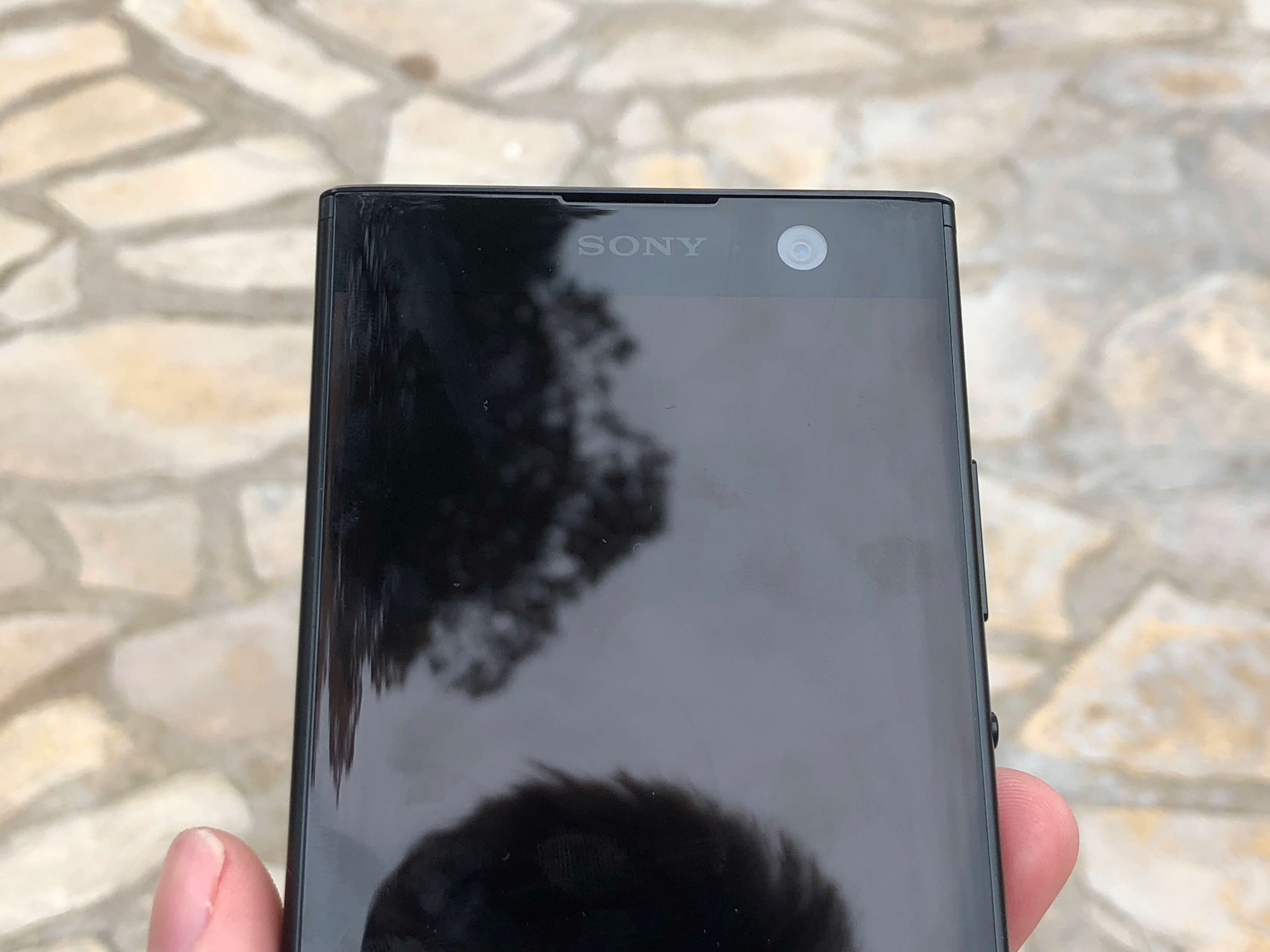 Sony Xperia XA3, frontal