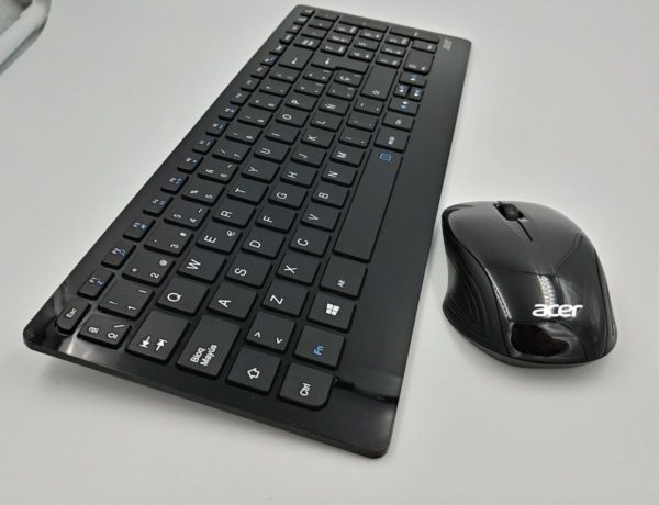 Acer-aspire-u27-teclado-raton-7