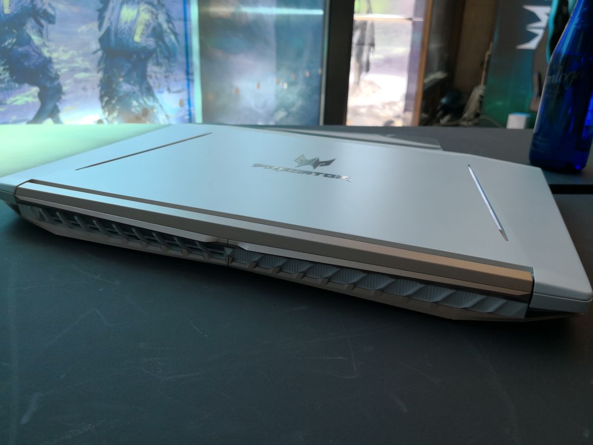 Rejillas del Acer Predator Helios 300 Edición Especial