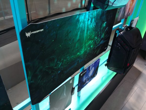 alfombrilla predator de acer
