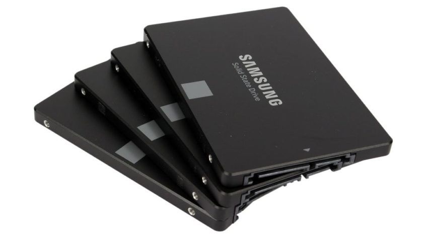 varias tarjetas ssd de samsung 860 evo