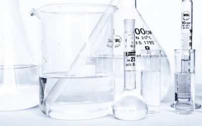10 experimentos científicos curiosos para hacer con niños este verano