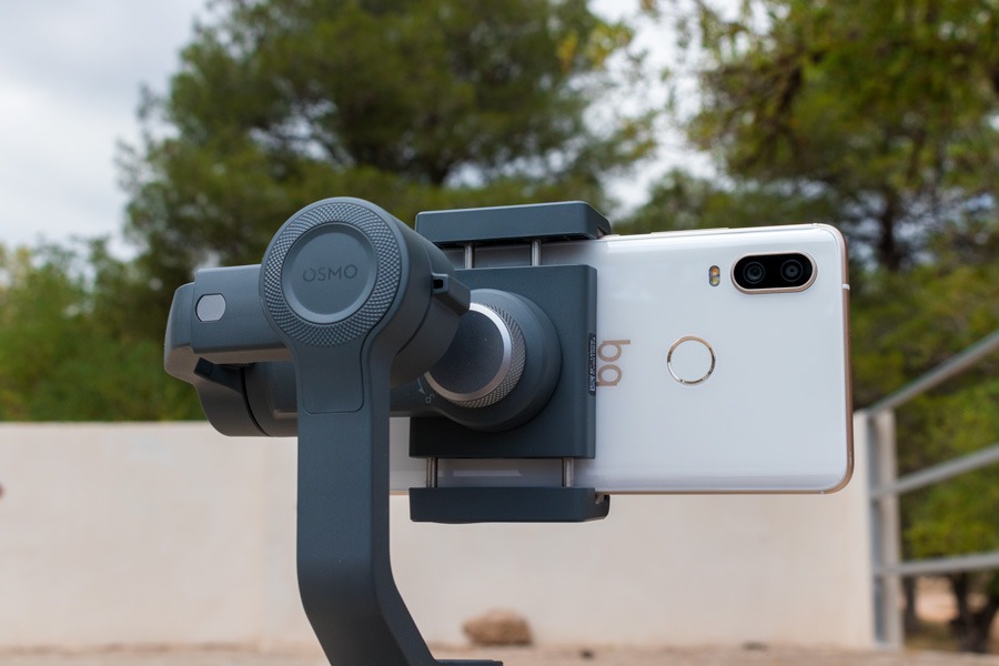 hemos probado DJI Osmo Mobile 2 trasera
