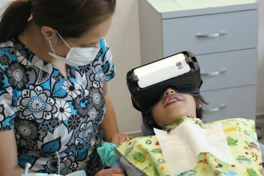 Un hospital francés usa la realidad virtual para aliviar el dolor