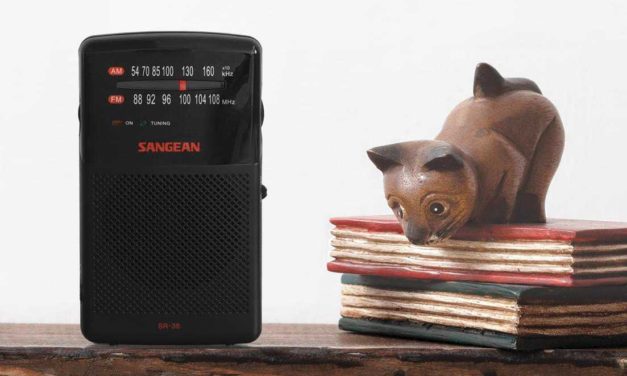 Sangean SR-35, una económica y clásica radio AM/FM de bolsillo