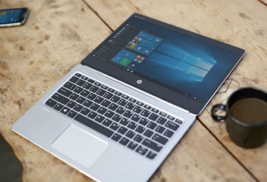 5 portátiles de menos de un kilo para llevar en tus vacaciones 6 HP EliteBook Folio