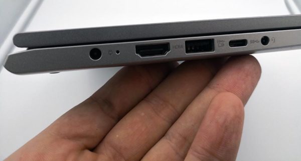 Lenovo Yoga 530 conexiones