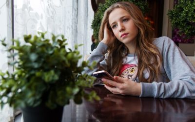 El 54% de los adolescentes están preocupados por el tiempo que pasan enganchados a la pantalla