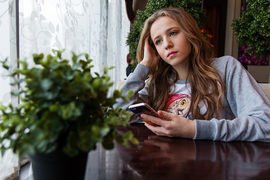 El 54% de los adolescentes están preocupados por el tiempo que pasan enganchados a la pantalla