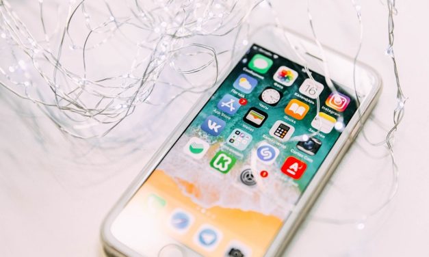 Apple alerta de un defecto en los iPhone 8