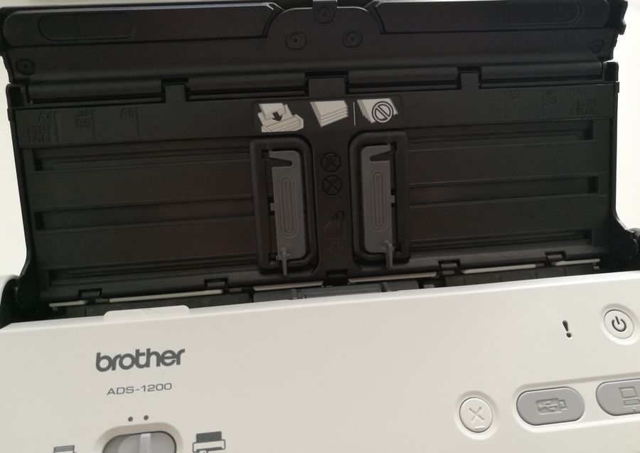Brother ADS-1200, probamos este escáner portátil a doble cara