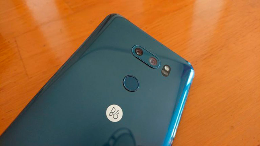 Comparativa LG V40 ThinQ vs LG V30 ThinQ, ¿qué ha cambiado? 8 comparativa LG V40 ThinQ vs LG V30 ThinQ cámara trasera V30