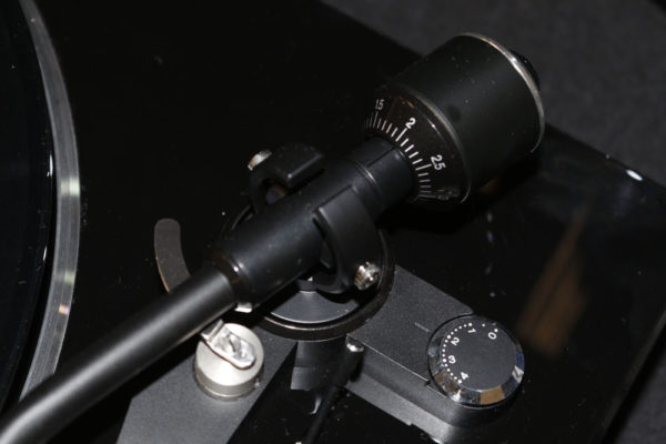 Denon DP-450 USB plato (8)