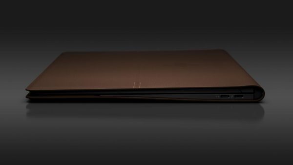 HP Spectre Folio, un portátil 2 en 1 cubierto de cuero