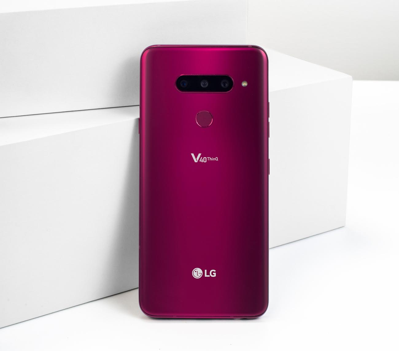 LG V40 ThinQ rojo