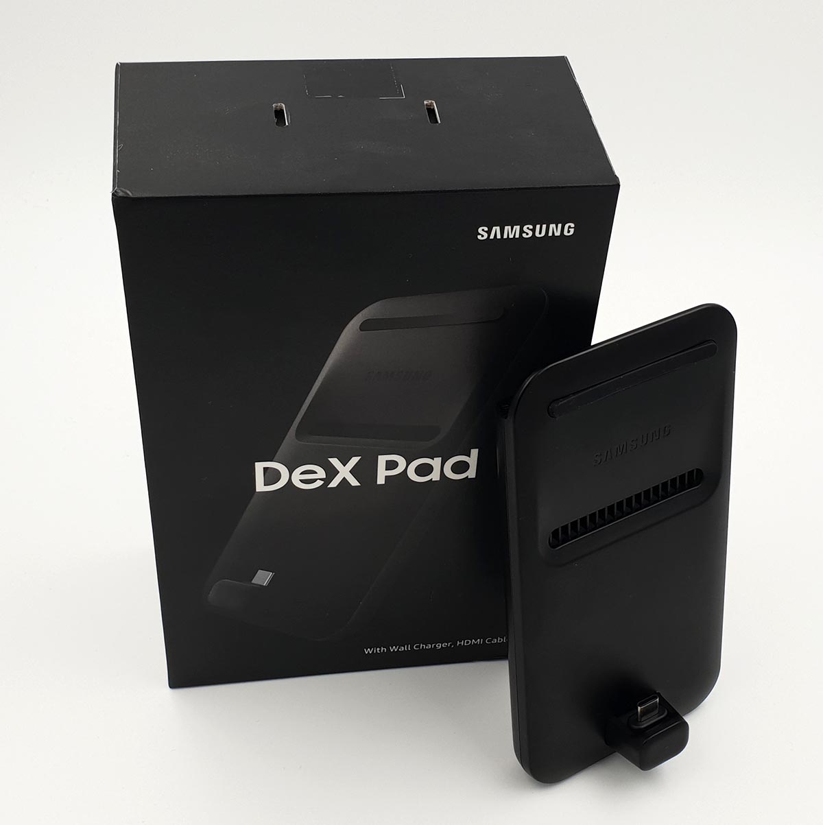 samsung-dex-pad-09 con caja