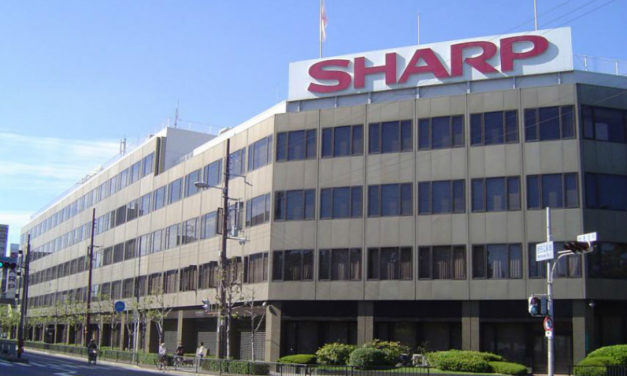 Sharp completa la compra del negocio de PC de Toshiba