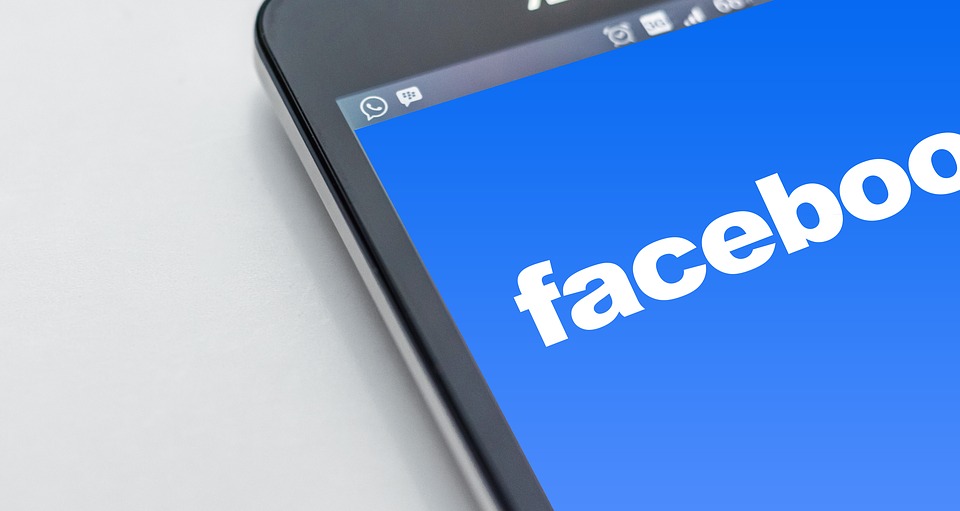 Facebook tendría que pagar 200 euros a cada usuario de España por orden judicial