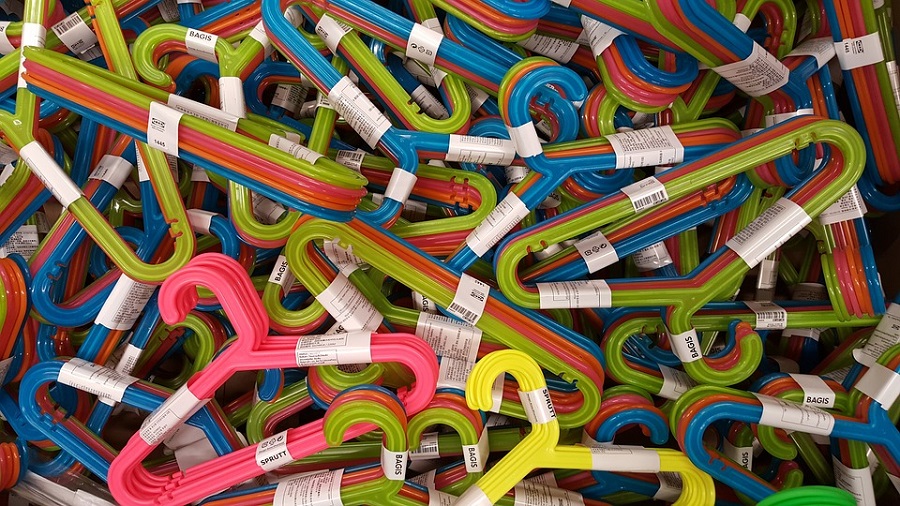 Cómo hacer pedidos por Internet de accesorios y muebles pequeños en IKEA