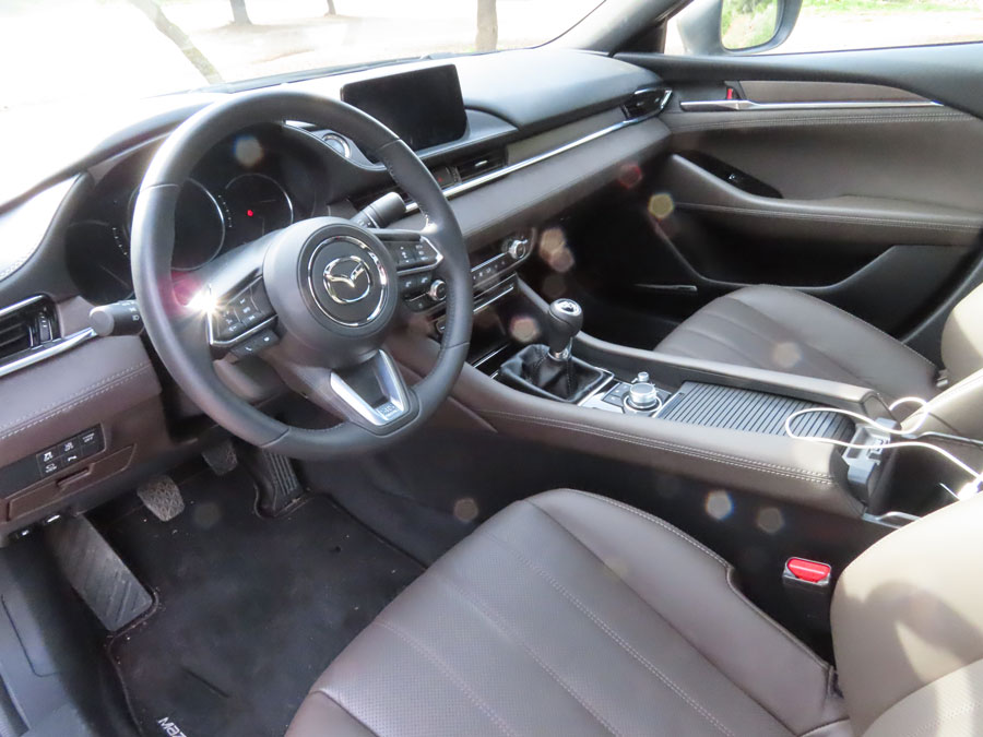 probamos la tecnología del Mazda 6 (2018) interior