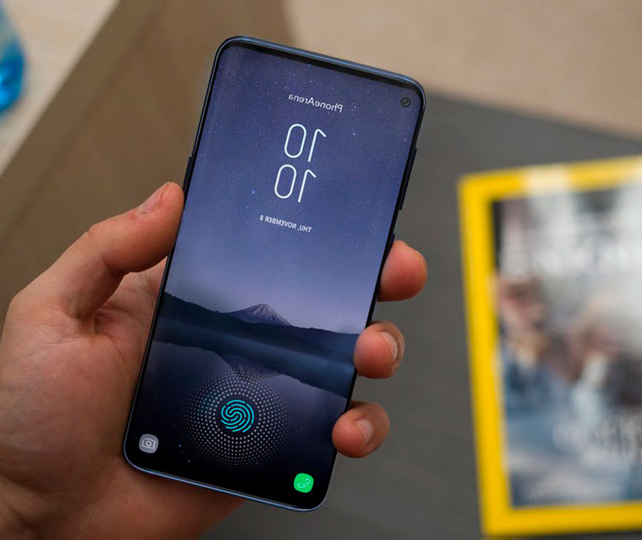 Samsung empieza la fabricación de pantallas con agujero para la cámara frontal 2 Samsung empieza la fabricación de pantallas con agujero para la cámara frontal modelo